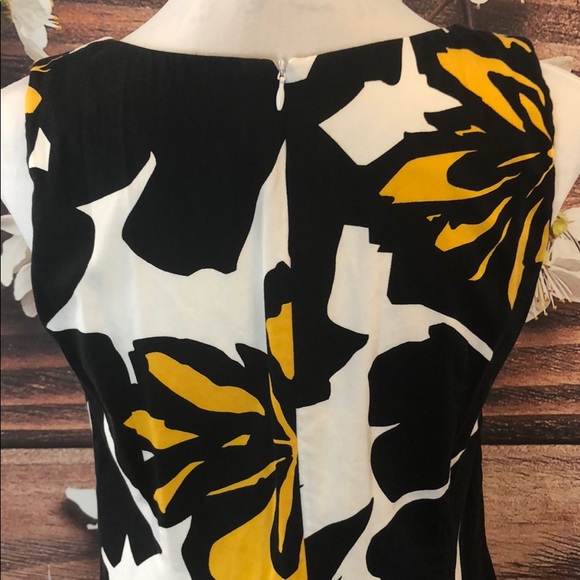 Floral printed dress - Picture 4 of 7